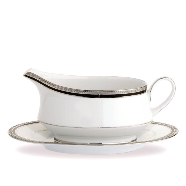 M-218L/ 91341C Gravy Boat/ 91342 Saucer