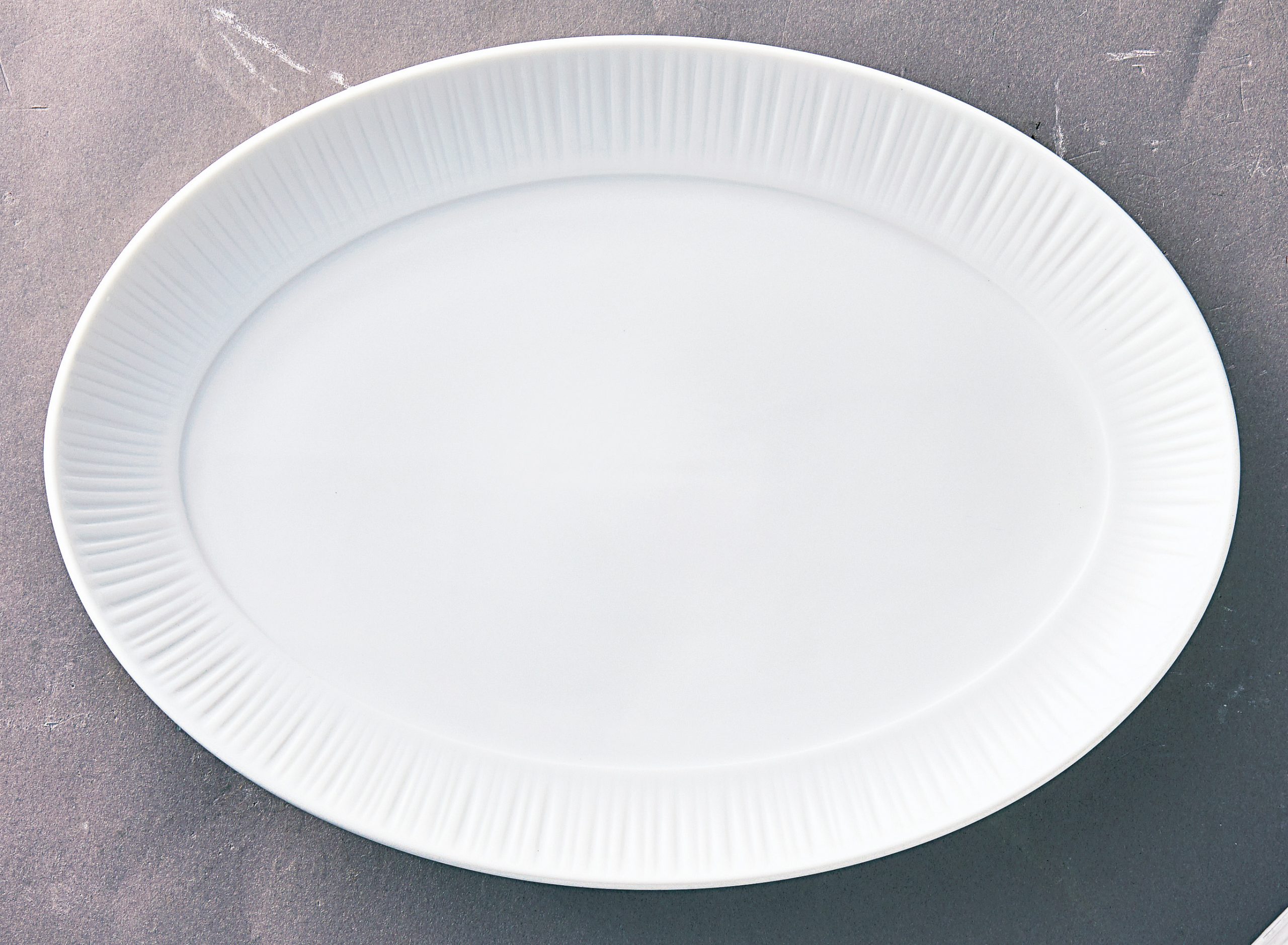 1708/90045 Oval Platter