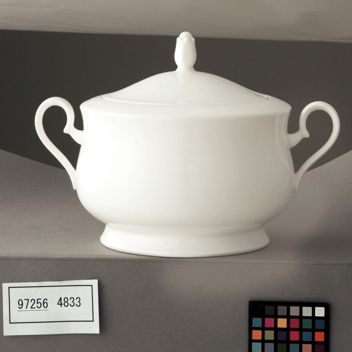 4833_97256_SoupTureen