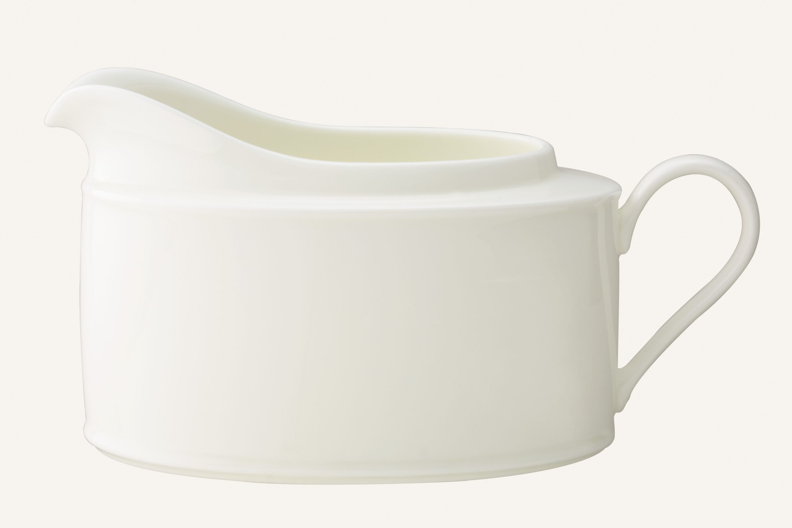 4850/93640C Gravy Boat W/RD Handle