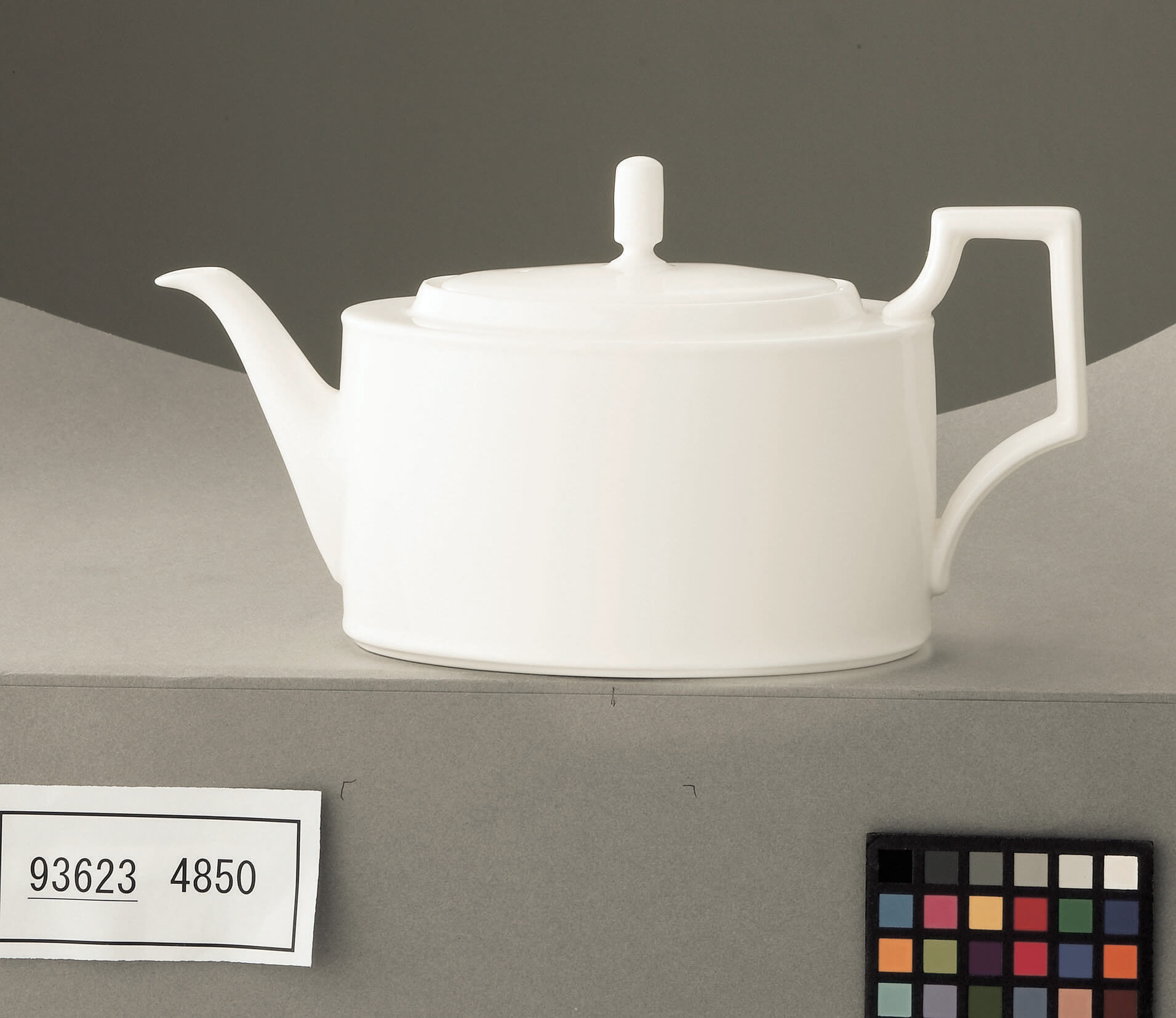 4850_93623_TeaPot