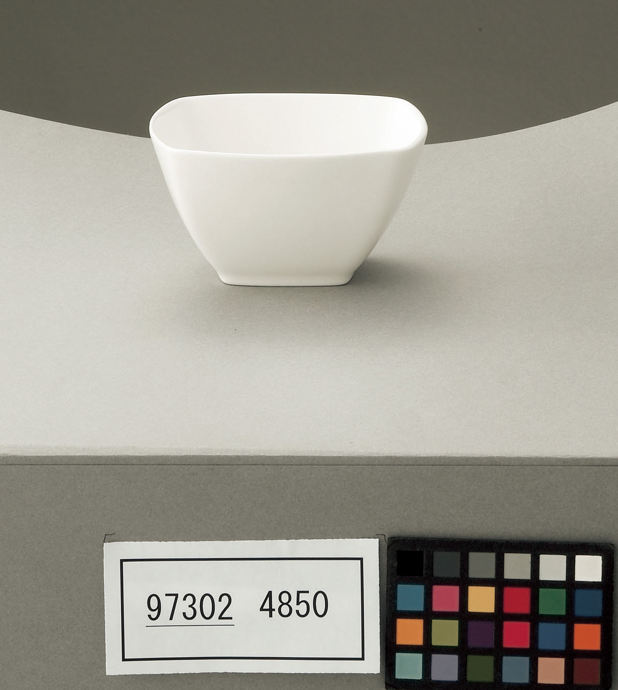 4850/97302 Square Bowl