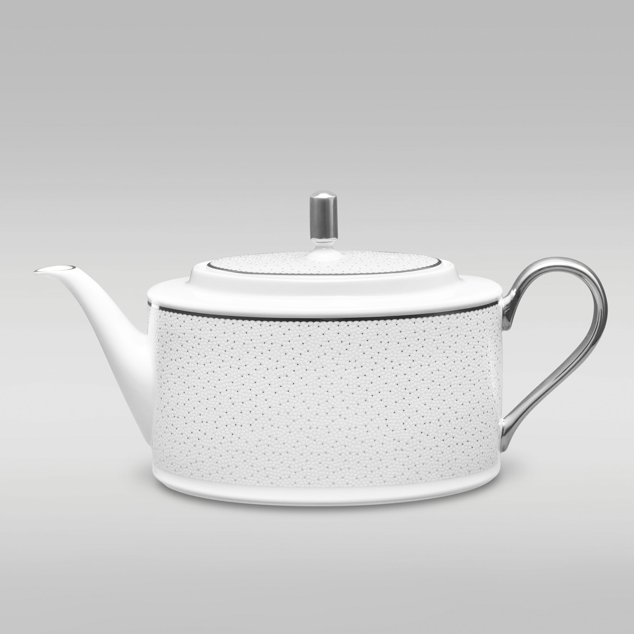 4913L- 93663/ Tea Pot