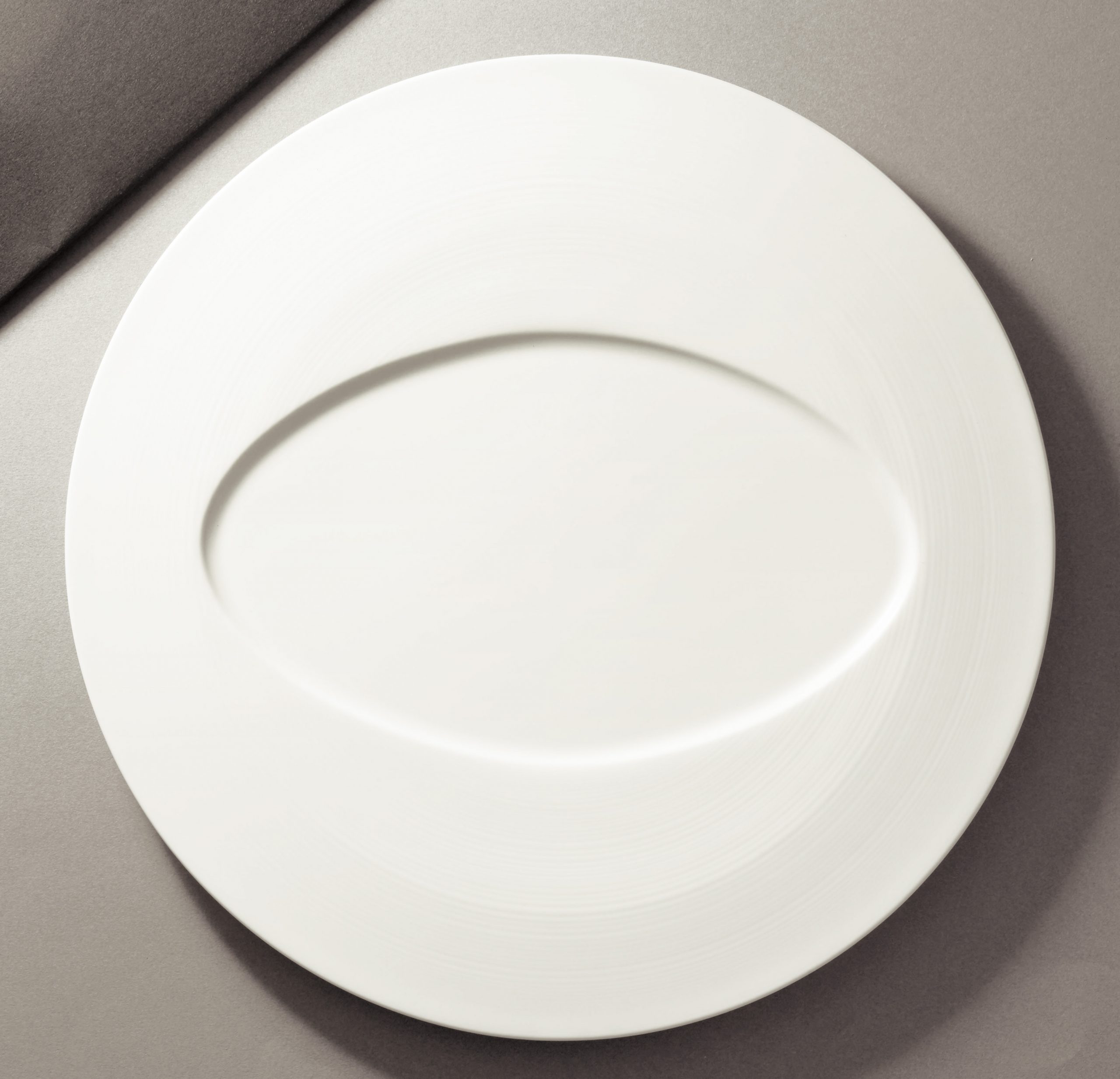 4943/93926 Flat Oval Center Plate