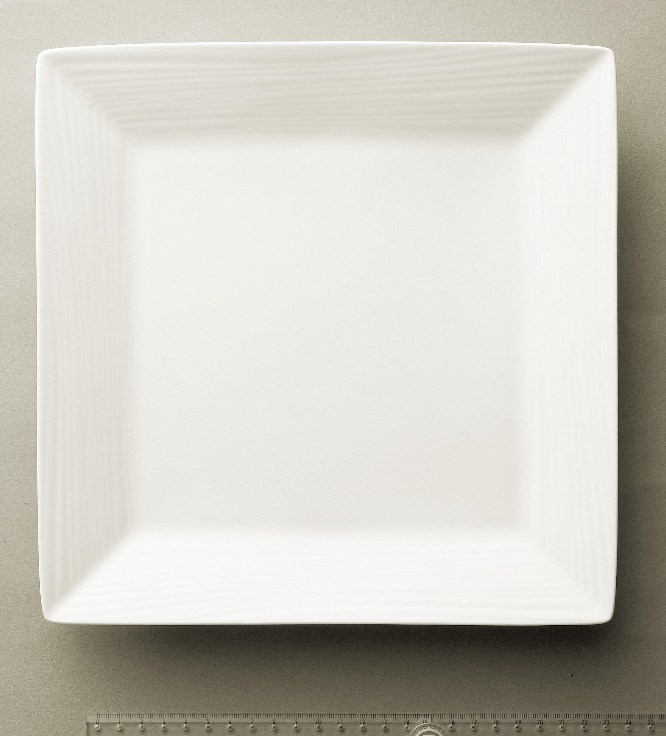 4943/93934 Square Plate