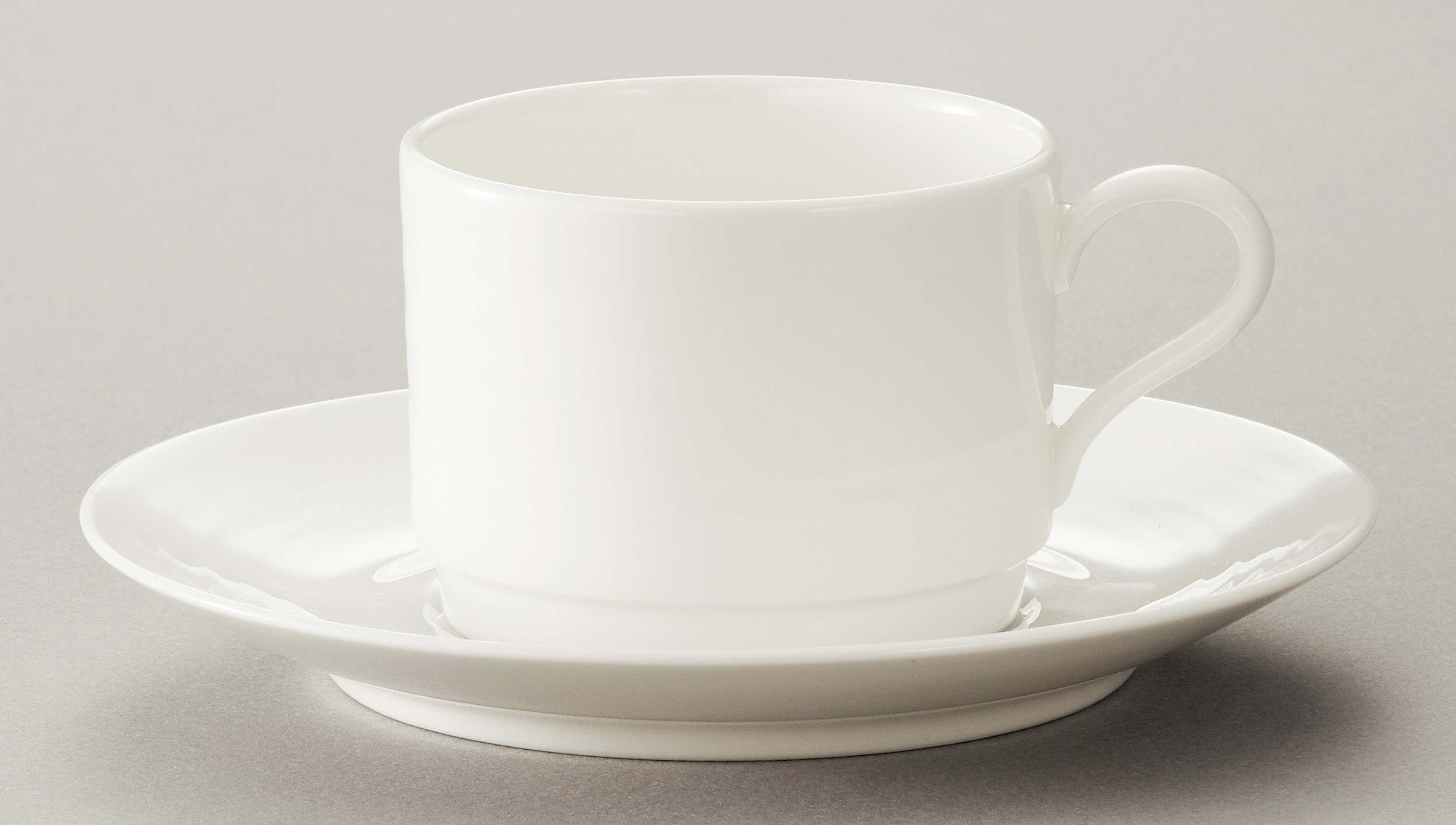 4943/93989C & 93987S Stackable Cup & Saucer